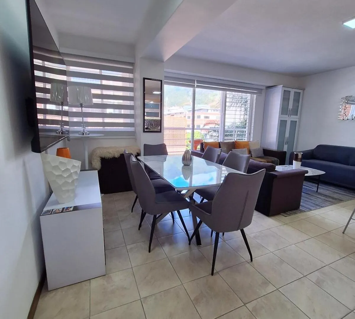 Apartament Lujo,Ubicacion,Espacioso & Hermoso Apto En Los2Caminos-Boleita Caracas Wenezuela